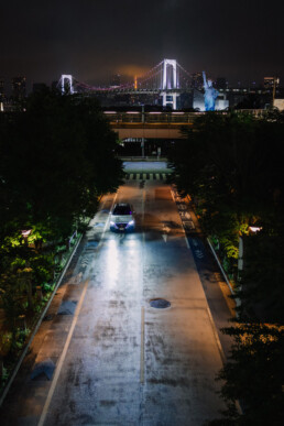 140 Years. 140 Places. Impressionen der neuen S‑Klasse in Japan – aus Tokyo, mit einem Stopp im Mercedes‑Benz Studio, gemeinsam mit Mercedes‑Benz Classic-Fahrzeugen